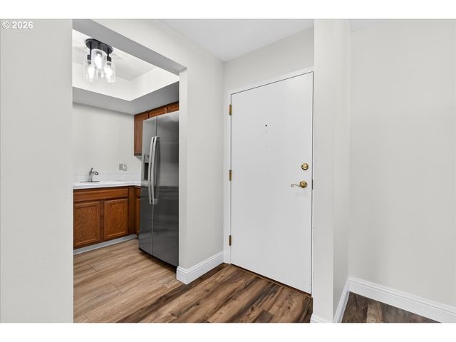 8717 Se MONTEREY Ave 304, Happy Valley, OR 97086