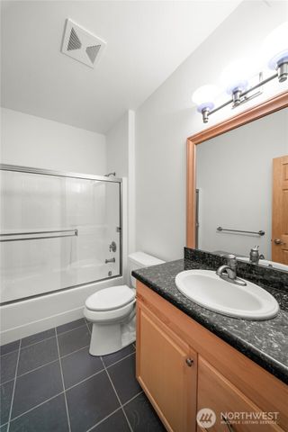 9216 Milburn Loop SE, Olympia, WA 98513