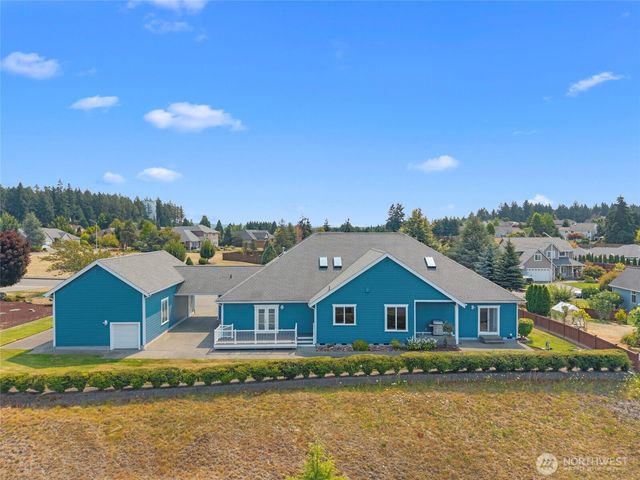 9216 Milburn Loop SE, Olympia, WA 98513