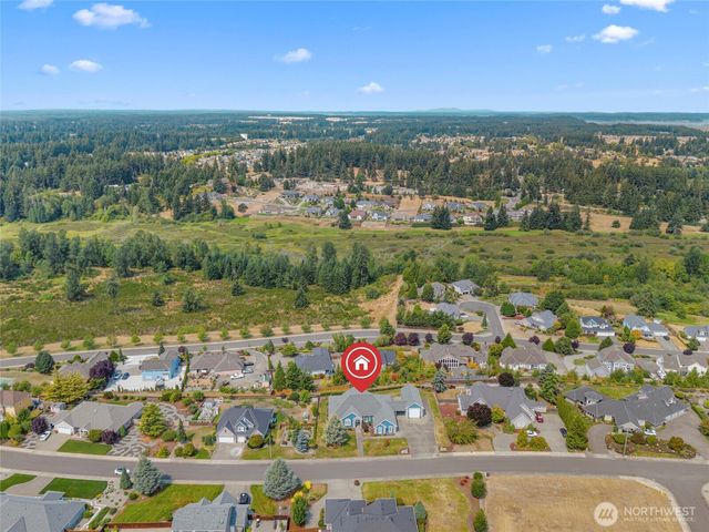 9216 Milburn Loop SE, Olympia, WA 98513