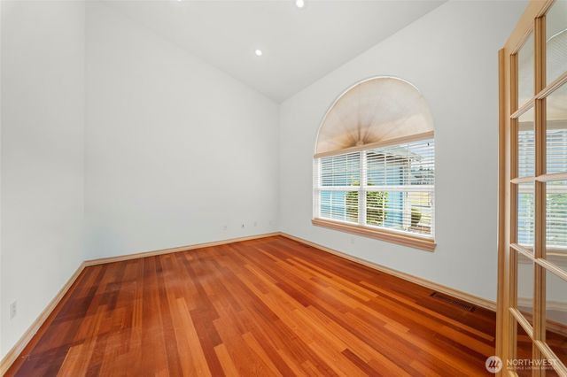 9216 Milburn Loop SE, Olympia, WA 98513