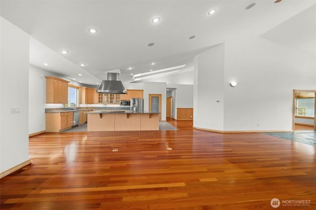 9216 Milburn Loop SE, Olympia, WA 98513