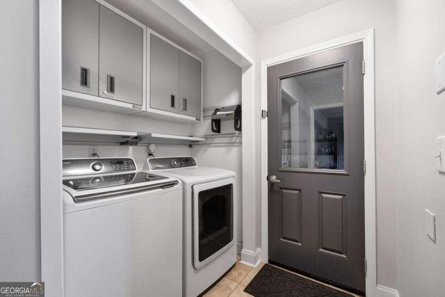 5078 Newpark Drive NW, Acworth, GA 30101