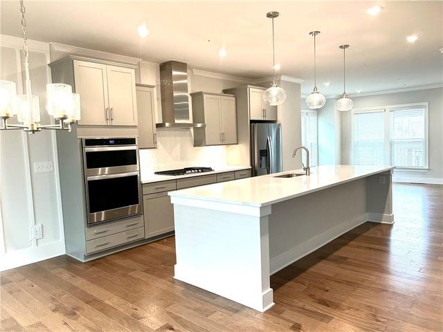 1038 Burnside Place NW, Atlanta, GA 30318