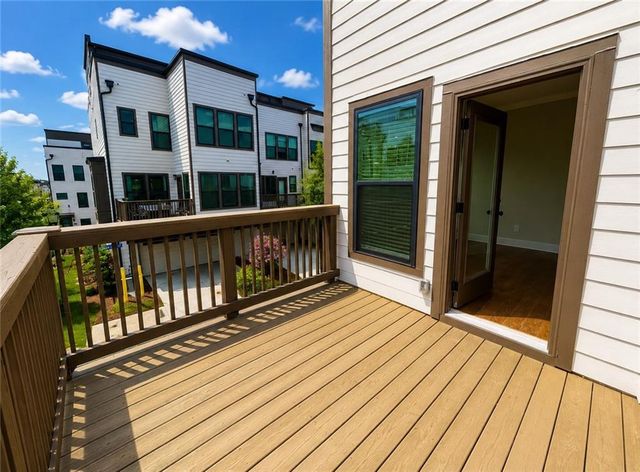 1038 Burnside Place NW, Atlanta, GA 30318