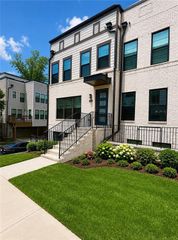 1038 Burnside Place NW, Atlanta, GA 30318