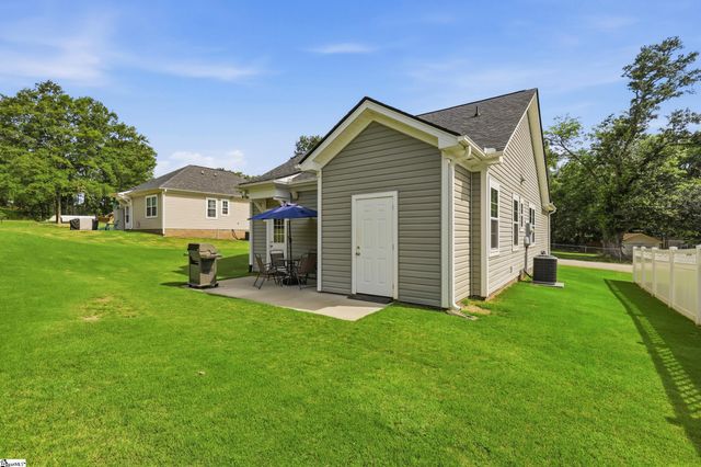 505 W D Street, Easley, SC 29640
