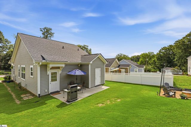 505 W D Street, Easley, SC 29640