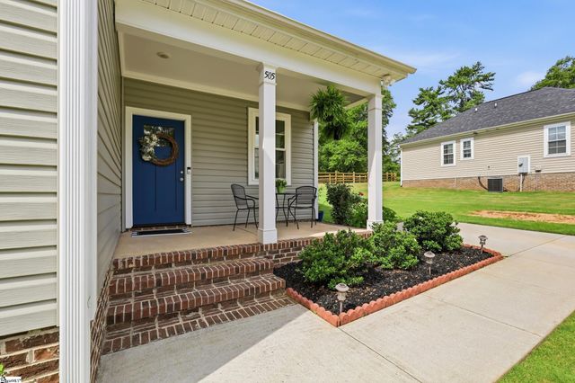 505 W D Street, Easley, SC 29640