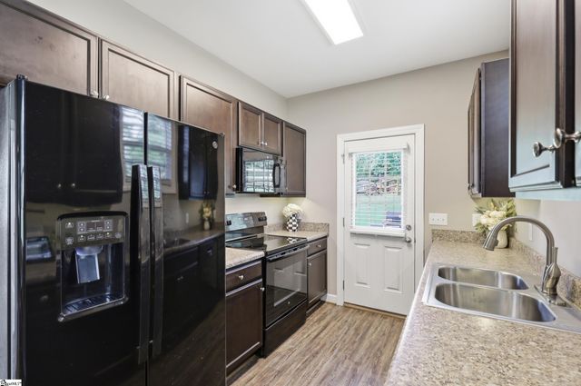 505 W D Street, Easley, SC 29640