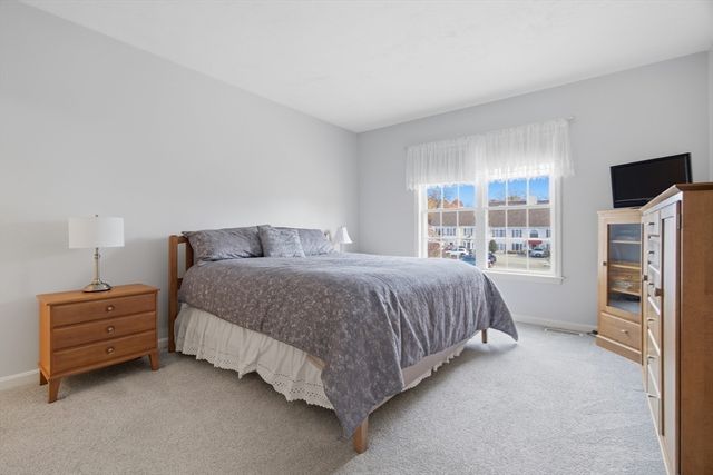 36 Cambridge Rd 40, Woburn, MA 01801