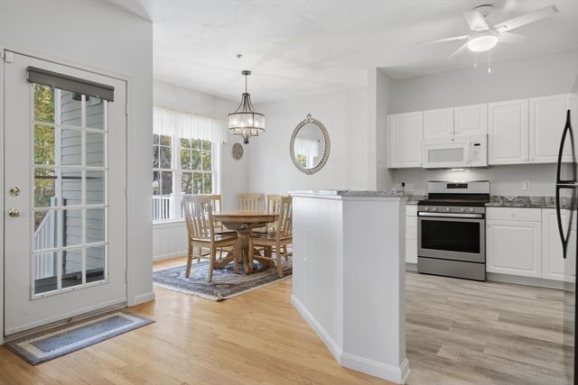 36 Cambridge Rd 40, Woburn, MA 01801