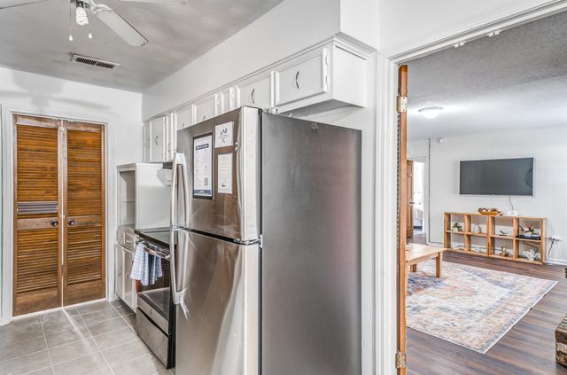 5627 TULIP TREE DR, Memphis, TN 38115