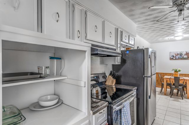 5627 TULIP TREE DR, Memphis, TN 38115