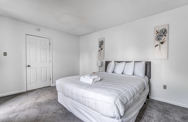 5627 TULIP TREE DR, Memphis, TN 38115