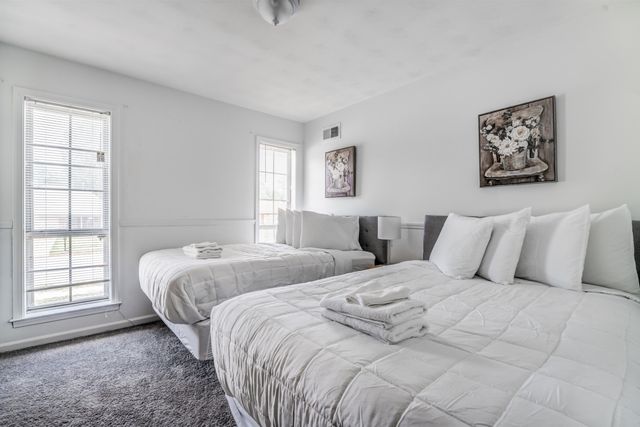 5627 TULIP TREE DR, Memphis, TN 38115