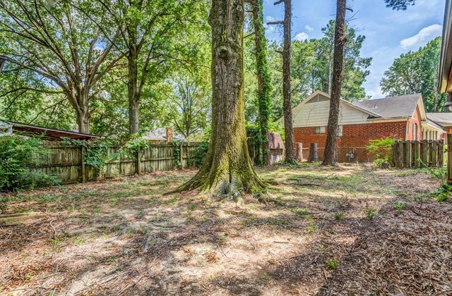 5627 TULIP TREE DR, Memphis, TN 38115