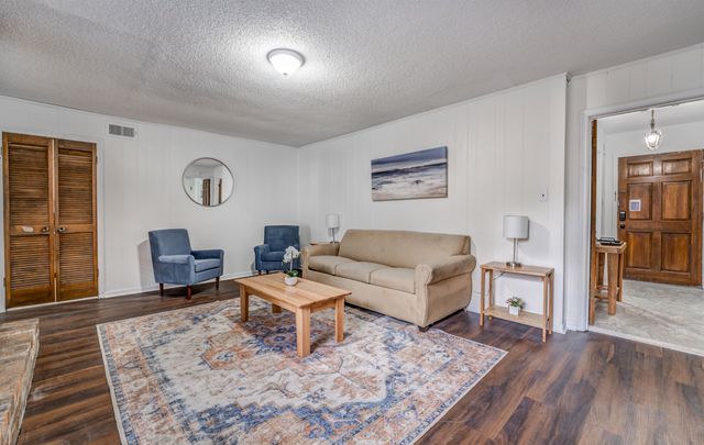 5627 TULIP TREE DR, Memphis, TN 38115