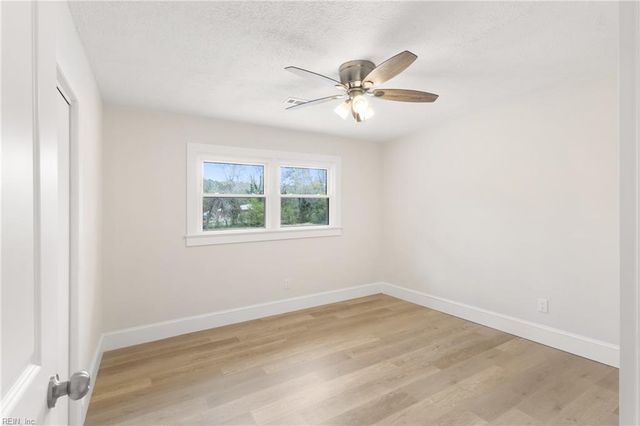 7013 Ashley ST, Hayes, VA 23072