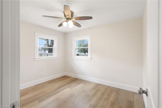 7013 Ashley ST, Hayes, VA 23072