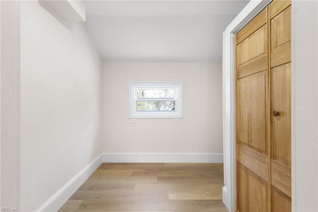 7013 Ashley ST, Hayes, VA 23072