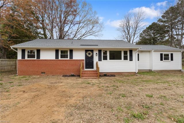 7013 Ashley ST, Hayes, VA 23072