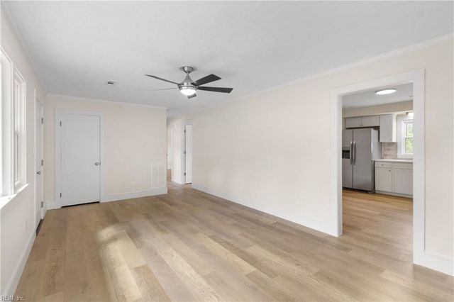 7013 Ashley ST, Hayes, VA 23072