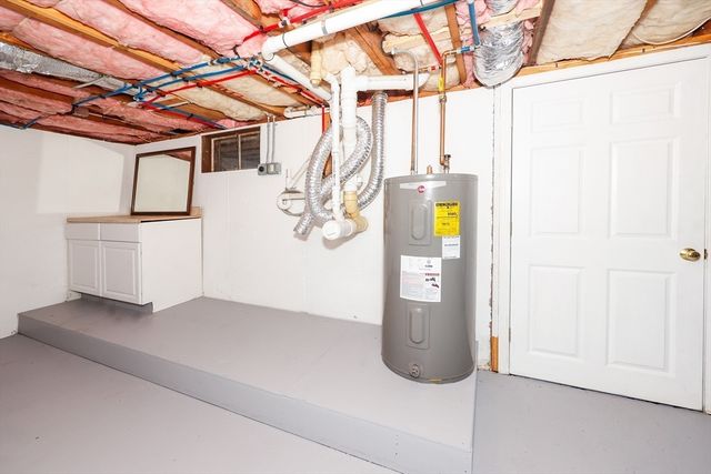 345 Cross St, Bridgewater, MA 02324