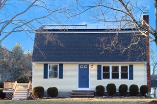 345 Cross St, Bridgewater, MA 02324