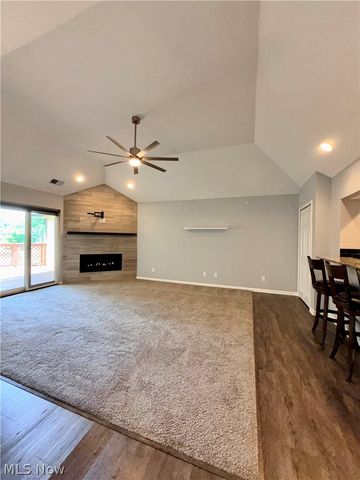 8603 Scenicview Drive, Broadview Heights, OH 44147