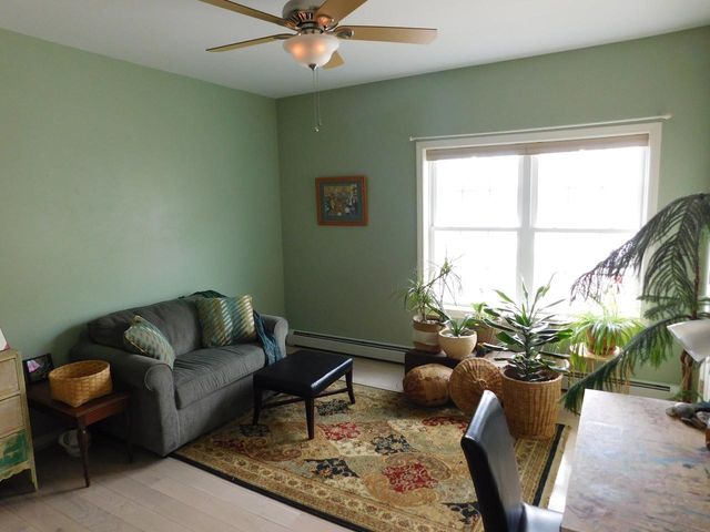 233 Day Lane, Williston, VT 05495