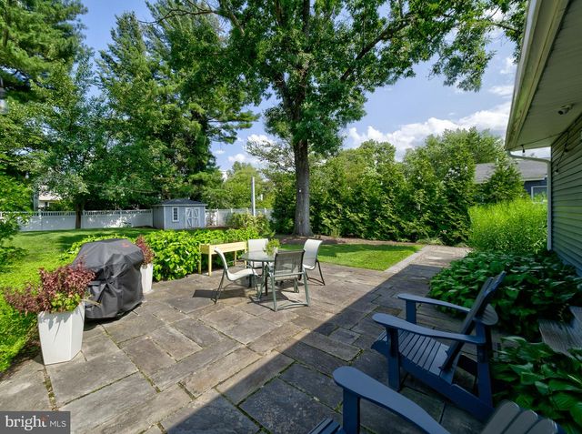 1214 BEAR TAVERN RD, Titusville, NJ 08560