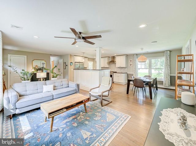 1214 BEAR TAVERN RD, Titusville, NJ 08560