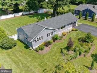 1214 BEAR TAVERN RD, Titusville, NJ 08560