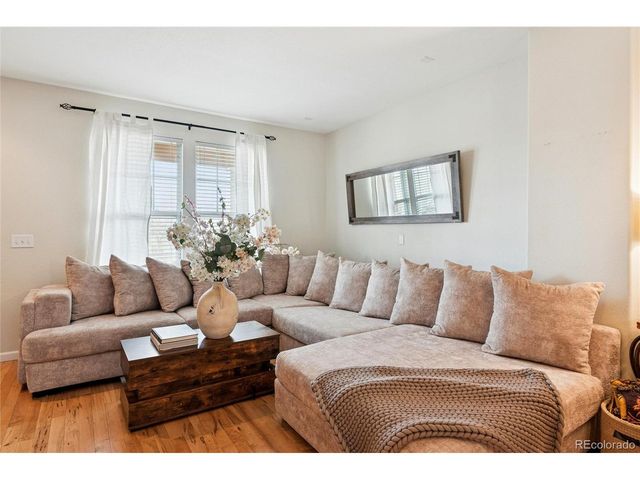 22735 E Ottawa Pl, Aurora, CO 80016