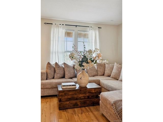 22735 E Ottawa Pl, Aurora, CO 80016