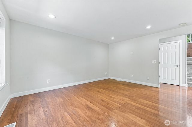 22908 SE 280th Place, Maple Valley, WA 98038