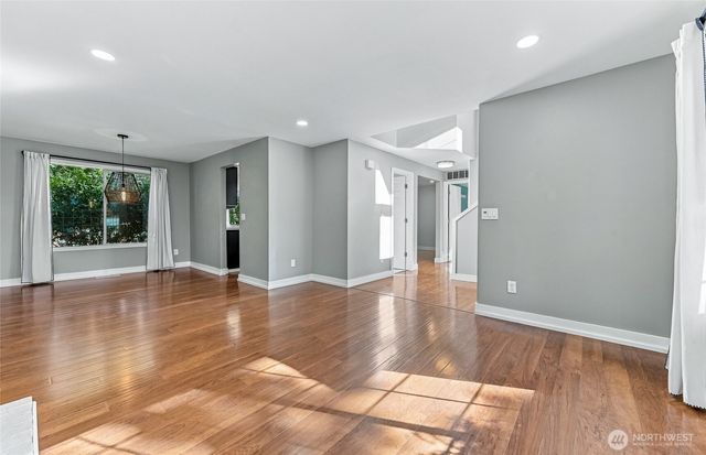 22908 SE 280th Place, Maple Valley, WA 98038