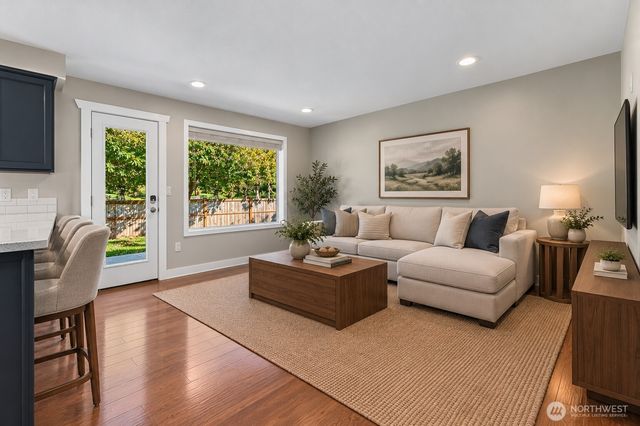 22908 SE 280th Place, Maple Valley, WA 98038