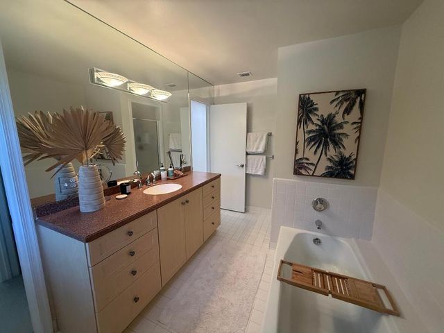 16 SE Turtle Creek Drive, Jupiter, FL 33469