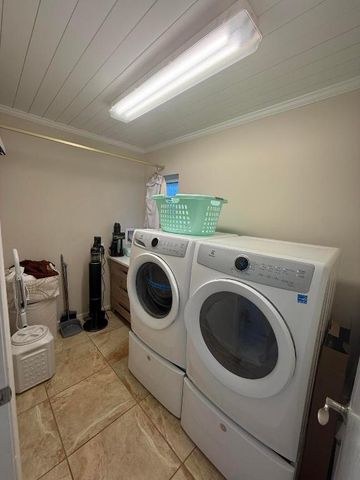 16 SE Turtle Creek Drive, Jupiter, FL 33469