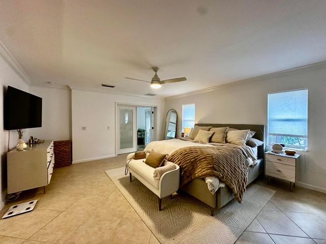 16 SE Turtle Creek Drive, Jupiter, FL 33469