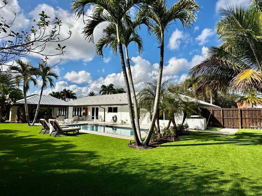 16 SE Turtle Creek Drive, Jupiter, FL 33469