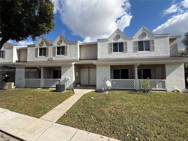 17515 NW 67th Ct G-22, Hialeah, FL 33015