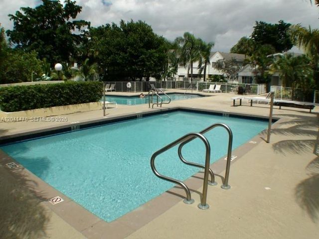 17515 NW 67th Ct G-22, Hialeah, FL 33015