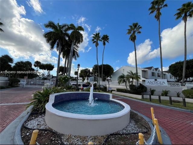 17515 NW 67th Ct G-22, Hialeah, FL 33015