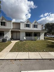 17515 NW 67th Ct G-22, Hialeah, FL 33015