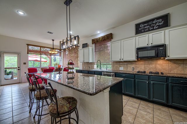 3515 EDGE VW, San Antonio, TX 78259