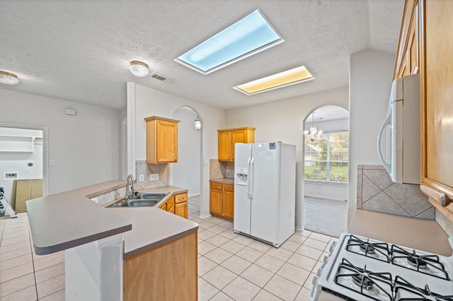6423 Bonnie Chase Lane, Katy, TX 77449