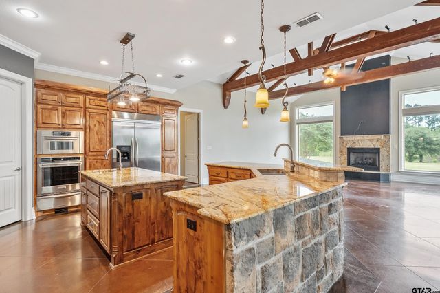 20389 County Road 178, Flint, TX 75762